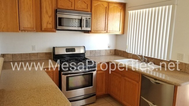 Building Photo - 13778 Mt Baldy Way