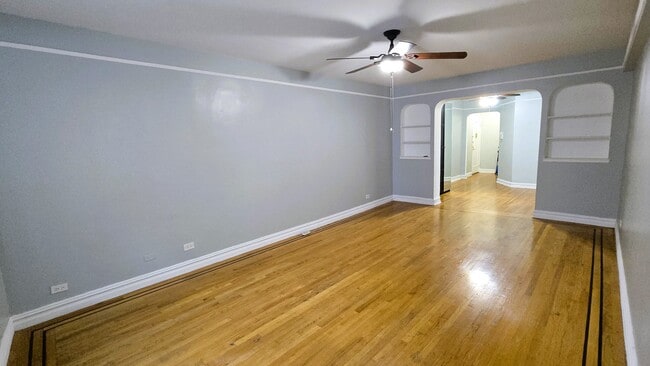 Building Photo - 61-41 Saunders St