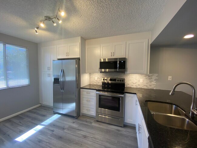 Foto del edificio - 2601 Village Blvd