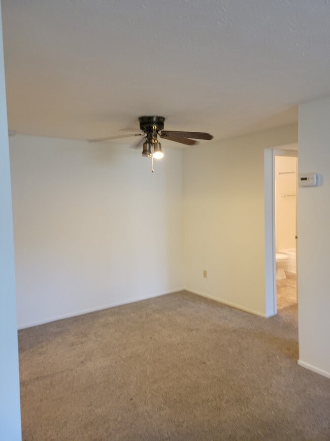 Dining Area - 216 Moore Rd