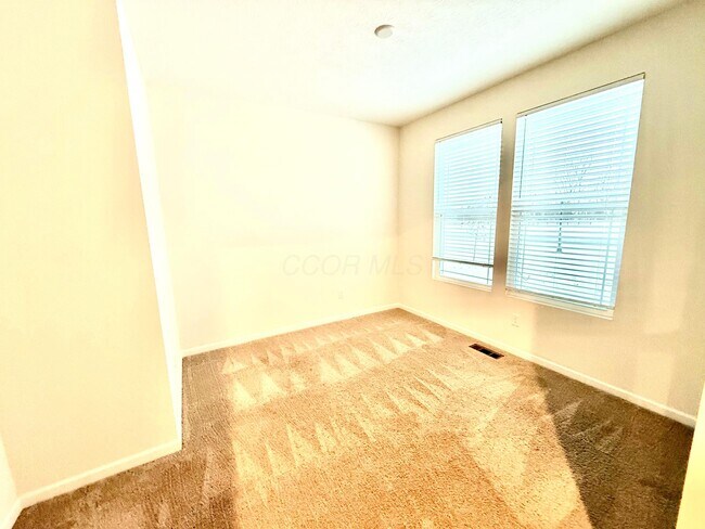 Foto del edificio - 1916 Pomodoro Dr