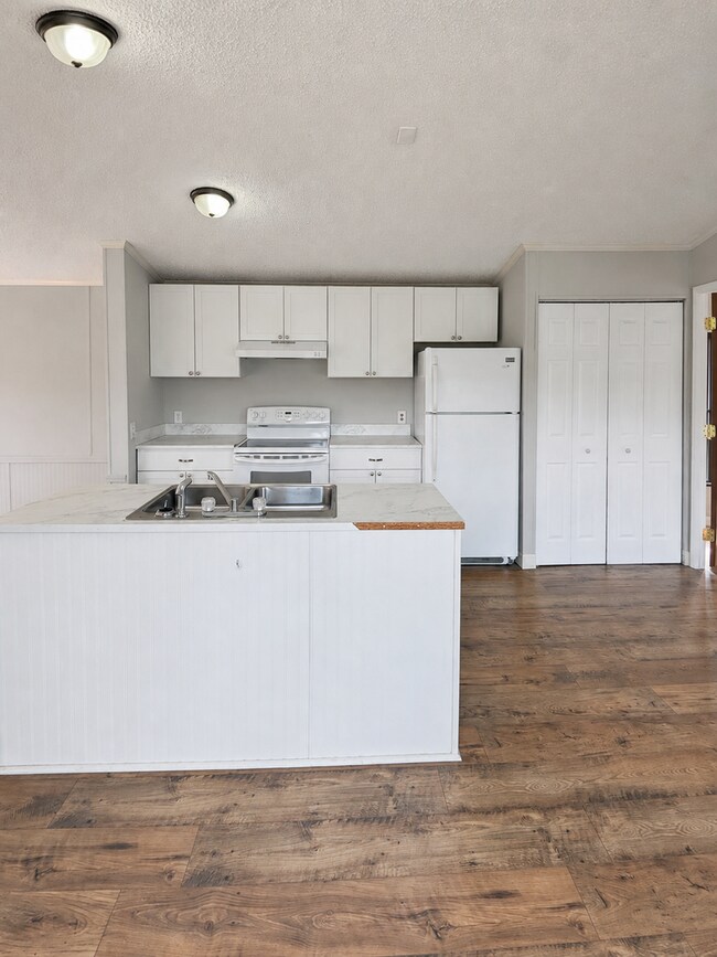 Foto del edificio - Peaceful 2-Bedroom Home with Country Views in Sparta