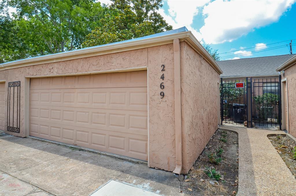 Foto principal - 2469 Briarwest Blvd