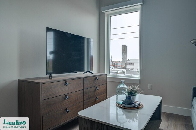 Building Photo - 1999 E Boston St