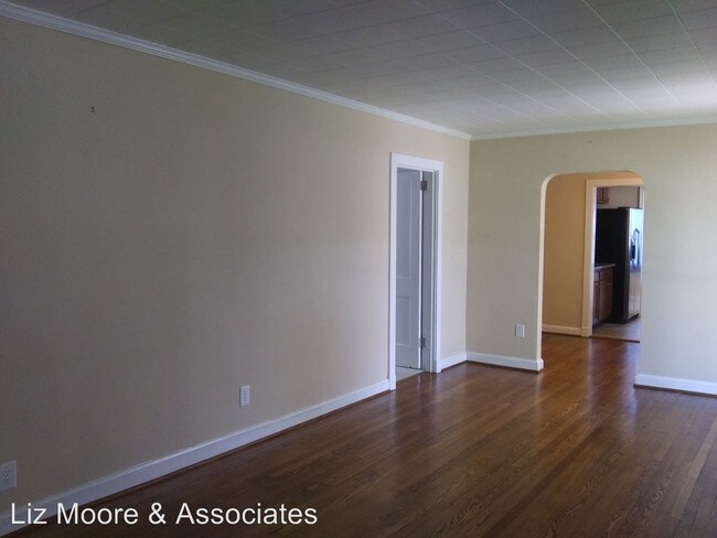 Building Photo - 3 br, 2 bath House - 2 Langley Avenue