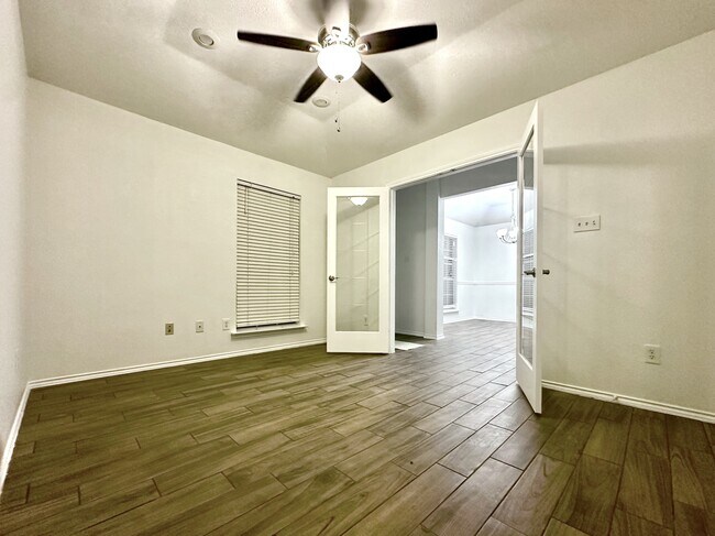 Foto del edificio - 3026 Sundance Dr