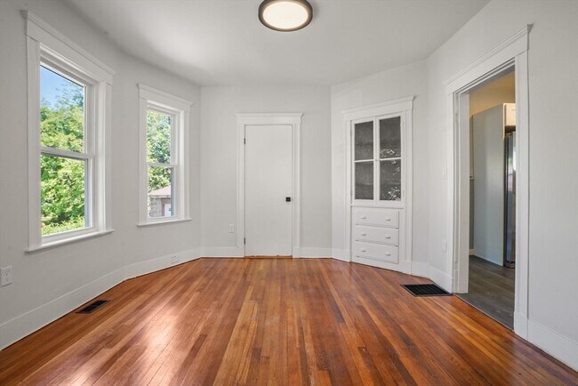 Foto del edificio - 133 Winthrop St