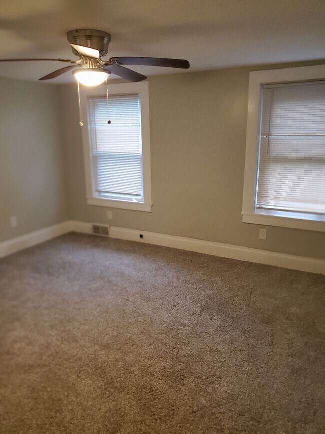 Cama 2 - 920 Crescent Ave