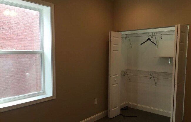 Foto del edificio - 6839 Eastern Ave NW