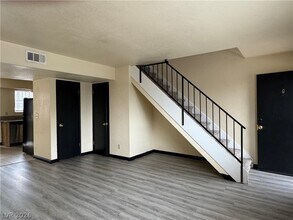 Building Photo - 3500 Mercury St