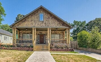 Building Photo - 1639 Temple Ave