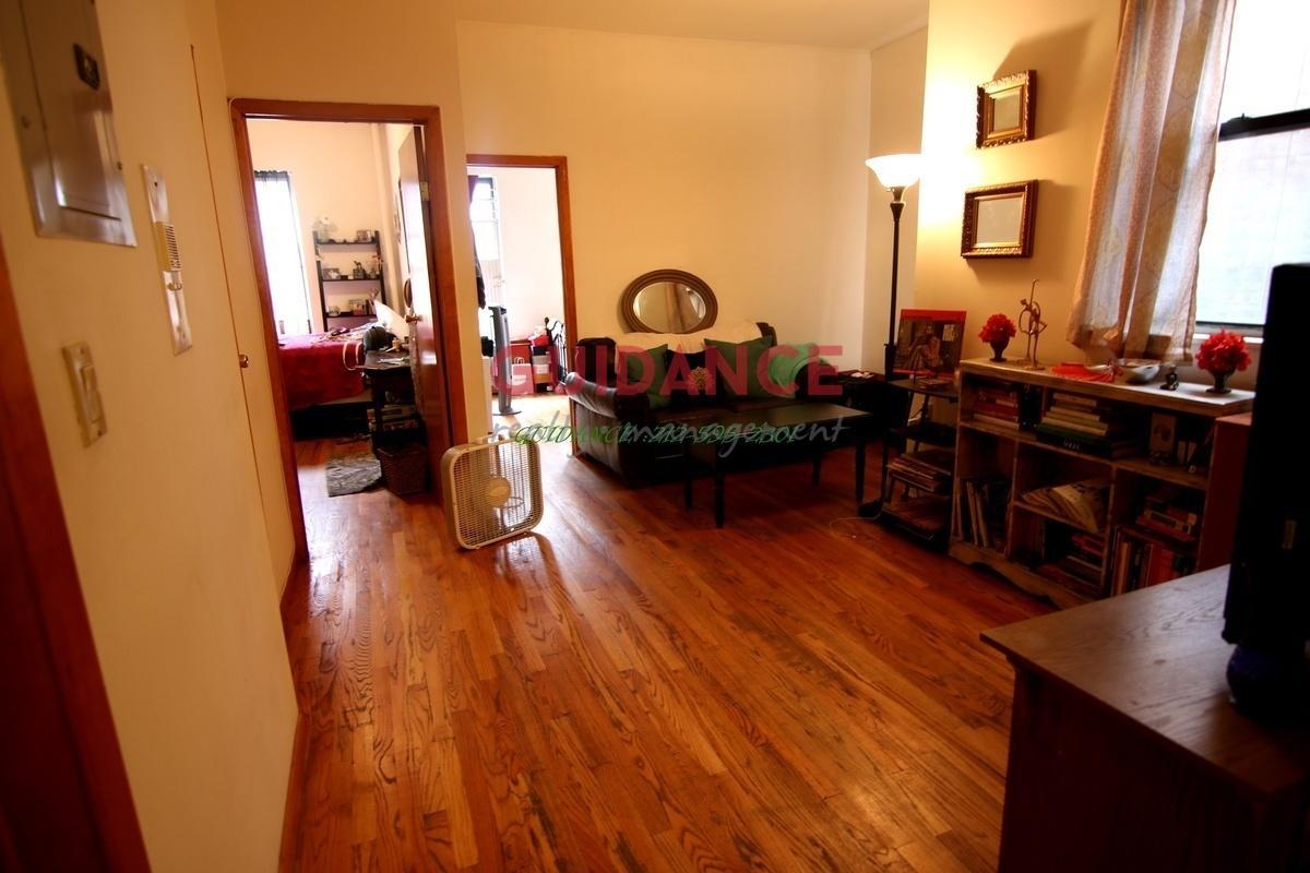 Primary Photo - 172 W 81st St