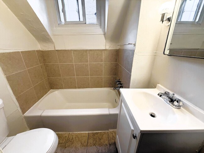 Foto del edificio - Highland Park - Apartments For Rent In Pittsburgh