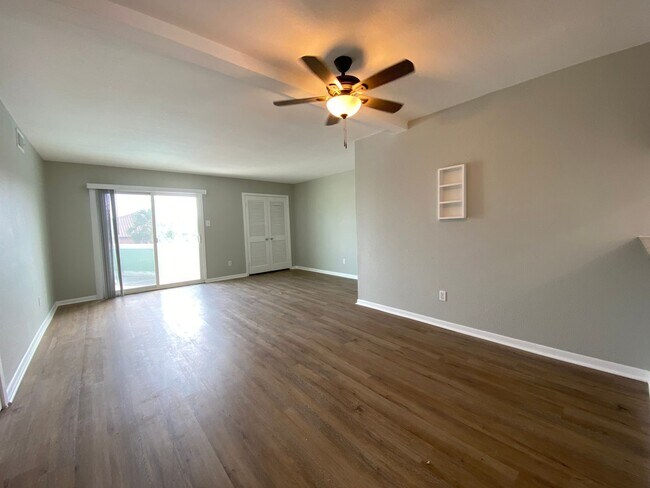 Building Photo - PUENTE VISTA, UNIT 100 - ALL BILLS PAID