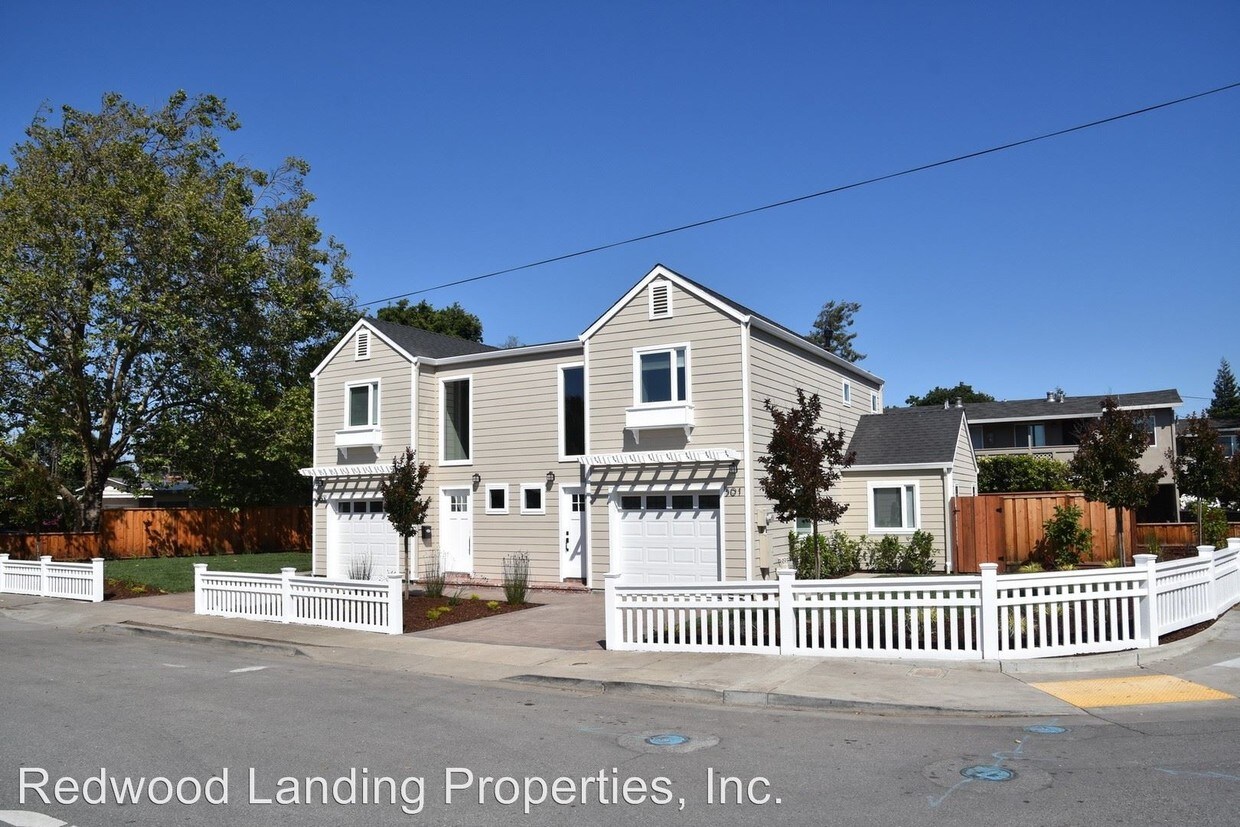 Primary Photo - 501-503 Pierce Rd
