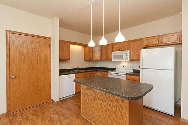 Foto del edificio - 4510 Twain Cir