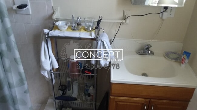 Building Photo - 38 Hemenway St