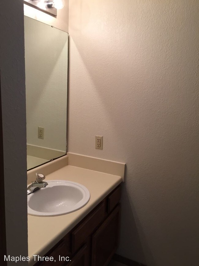 Building Photo - 2 br, 2 bath House - 29 Fall Creek Dr. #1