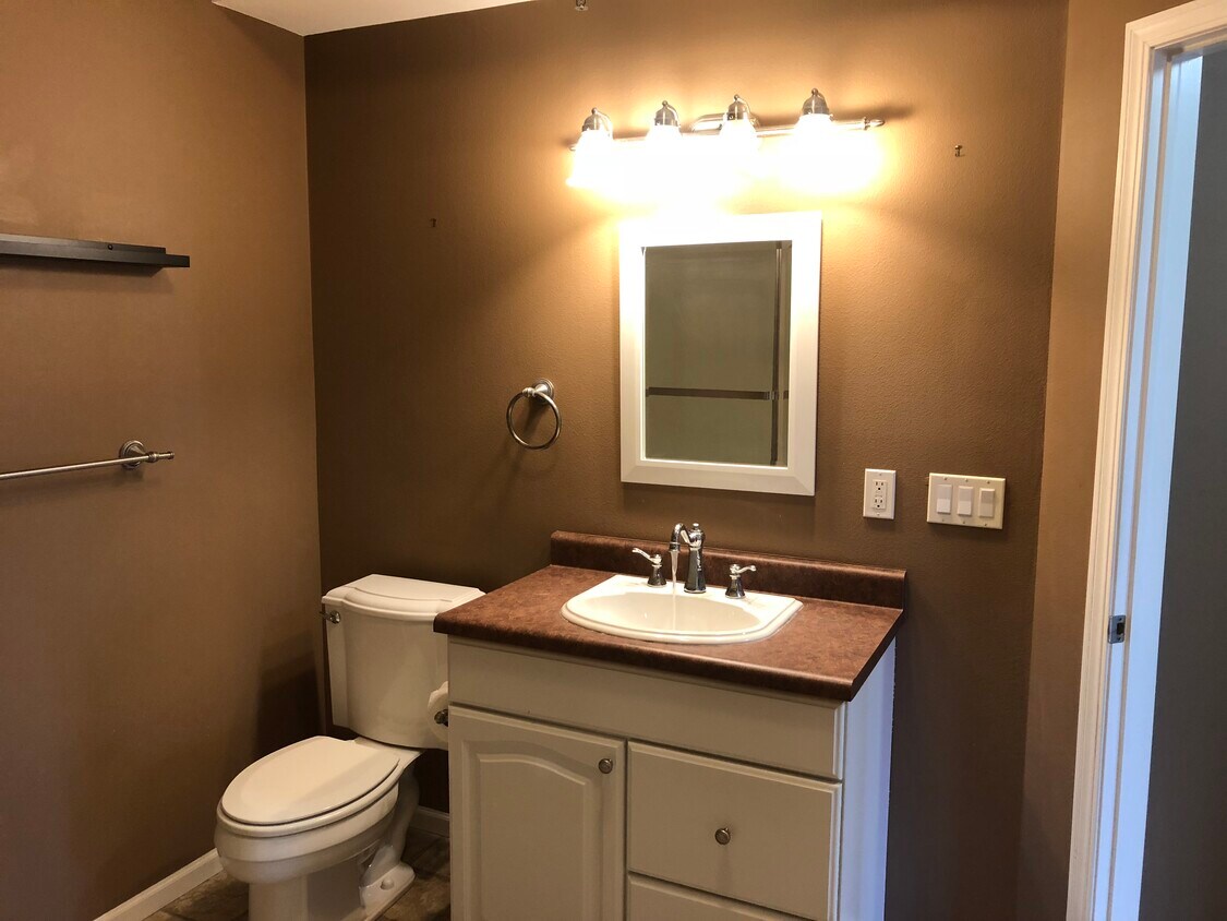 Bathroom - 420 Community Dr