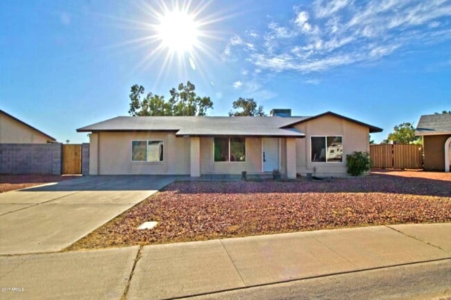 18014 N 56th Ln, Glendale, AZ 85308 - 18014 N 56th Ln