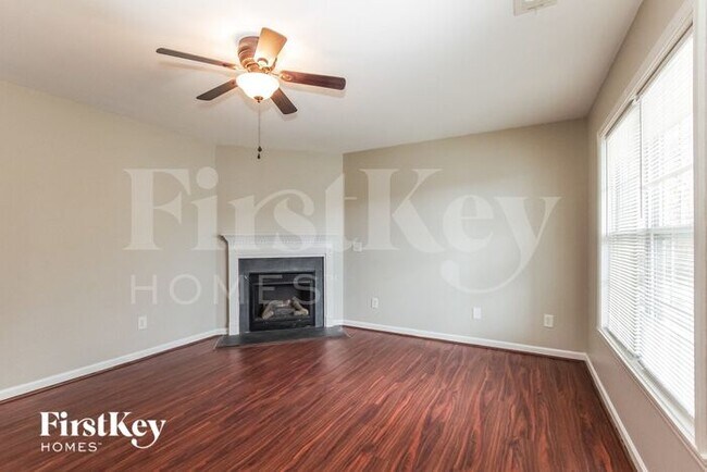 Foto del edificio - 6015 Trailshead Dr