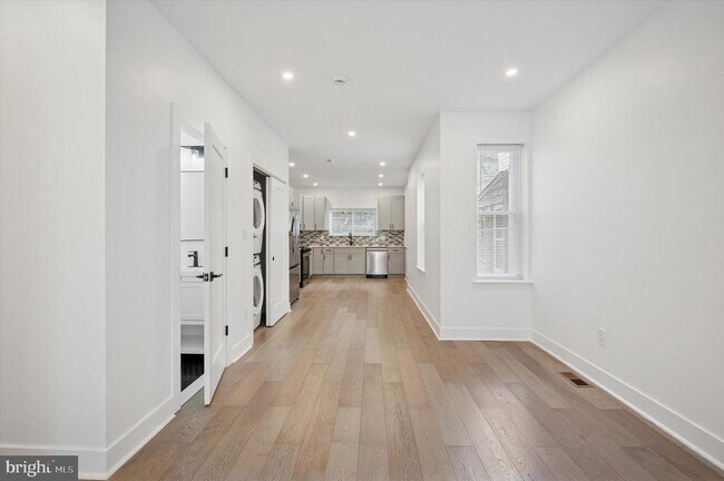 Foto del edificio - 1512 N Newkirk St