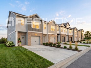 Building Photo - 2527 Meyer Ct