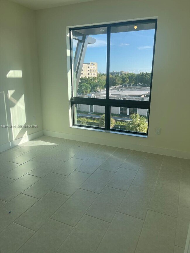 Foto del edificio - 8167 NW 41st St