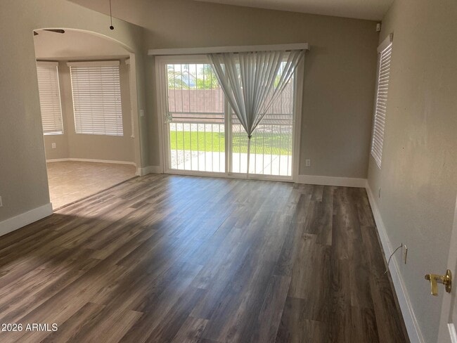 Foto del edificio - 1814 S Essex Cir