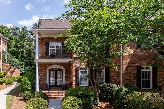 Foto del edificio - 2537 Oglethorpe Cir NE