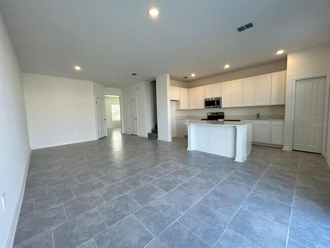 Foto del edificio - 3019 Chantilly Dr