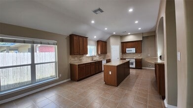 Building Photo - 2606 Sandy Mist Ct