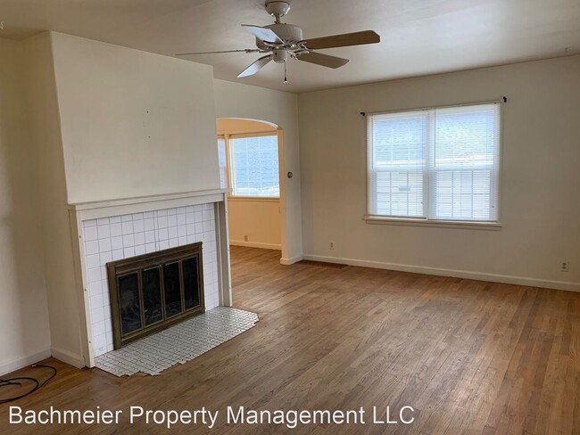 Building Photo - 2 br, 1 bath House - 626 NW 9th St