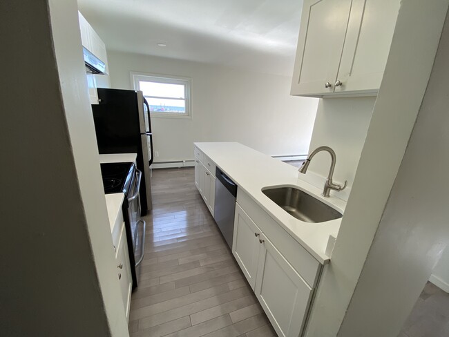 Building Photo - 211 1st Ave