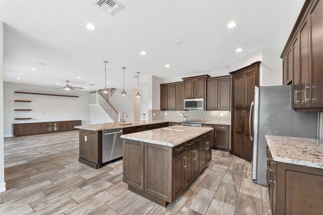 Foto del edificio - 14545 Alabaster Ave