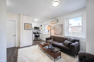 Building Photo - 86 Tisdale St S