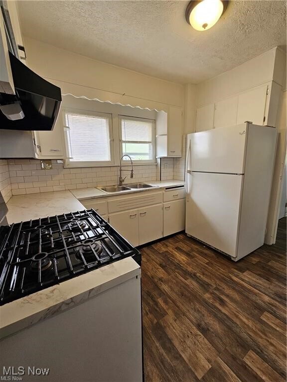 Foto del edificio - 1258 Central Ave