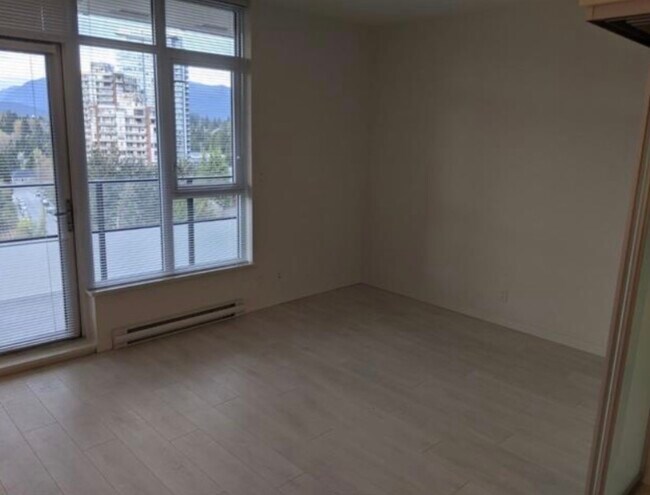 Photo du bâtiment - 691 North Rd