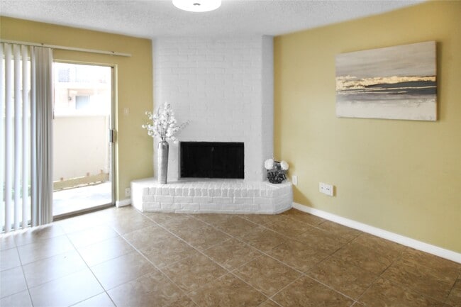 Foto del edificio - 2800 Jeanetta St