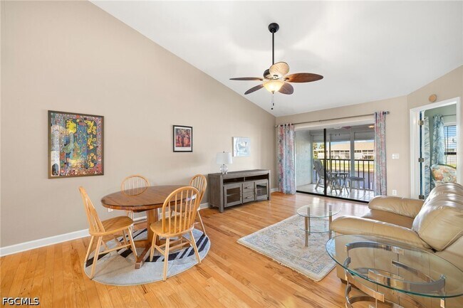 Foto del edificio - 4616 SE 5th Pl