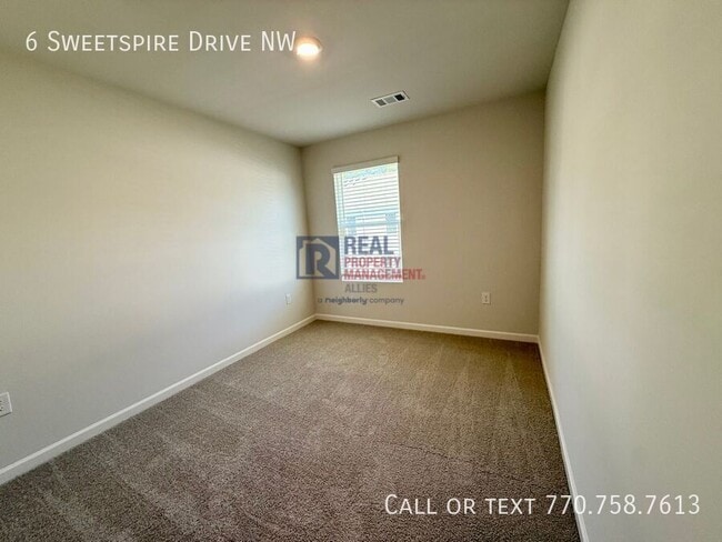 Building Photo - 6 Sweetspire Dr