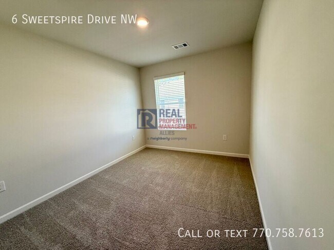 Foto del edificio - 6 Sweetspire Dr