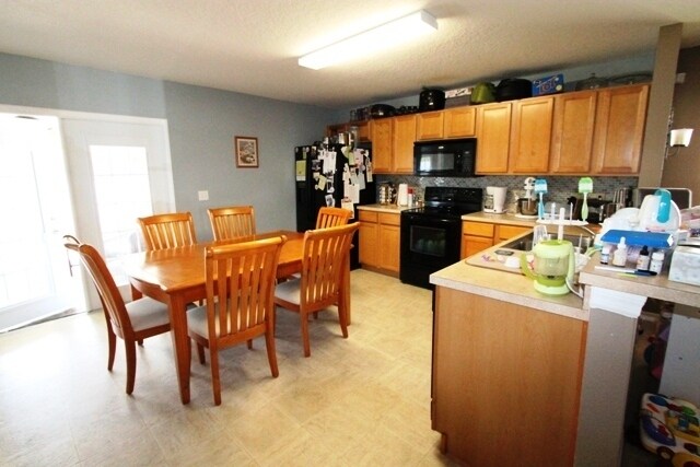 Building Photo - Sanford - 3 Bedroom, 2 Bathroom - $1795.00