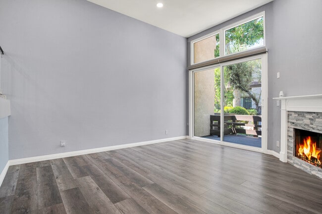 Sala de estar - 9000 Vanalden Ave