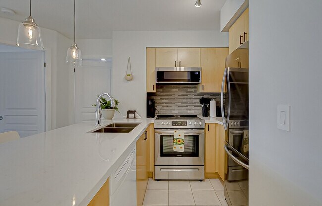 Photo du bâtiment - 18 Yonge St