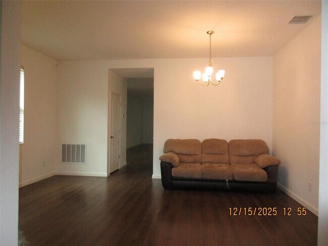 Foto del edificio - 3230 Stratton Cir