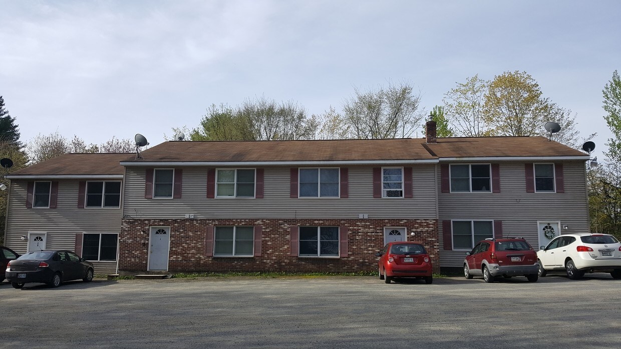 2647 W River Rd, Sidney, ME 04330 Apartments in Sidney, ME