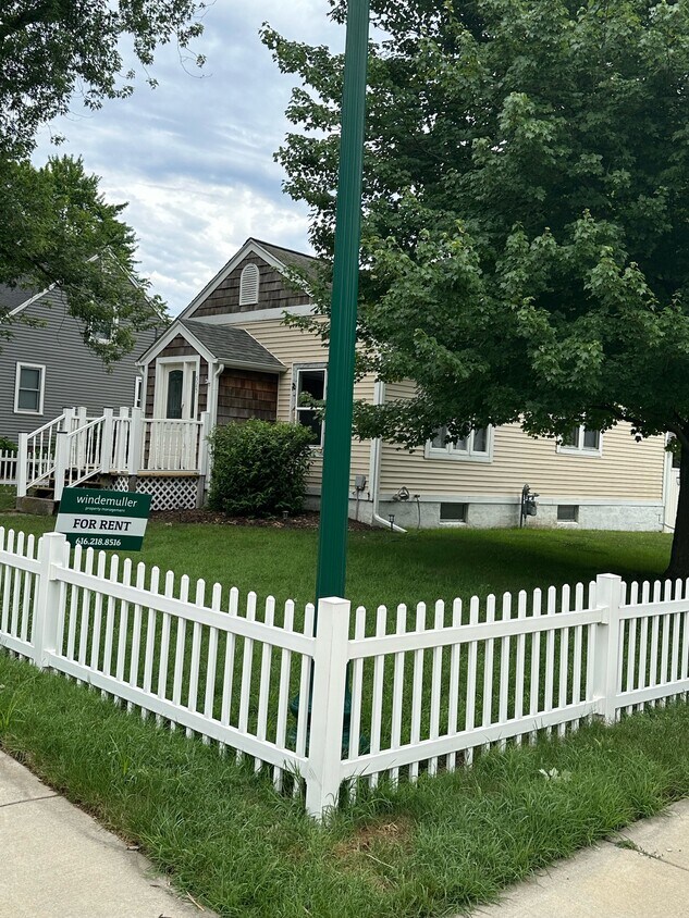 525 Rich Ave, Zeeland, MI 49464 House Rental in Zeeland, MI