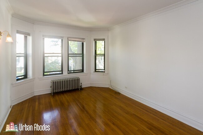 Foto del edificio - 1913 W Larchmont Ave