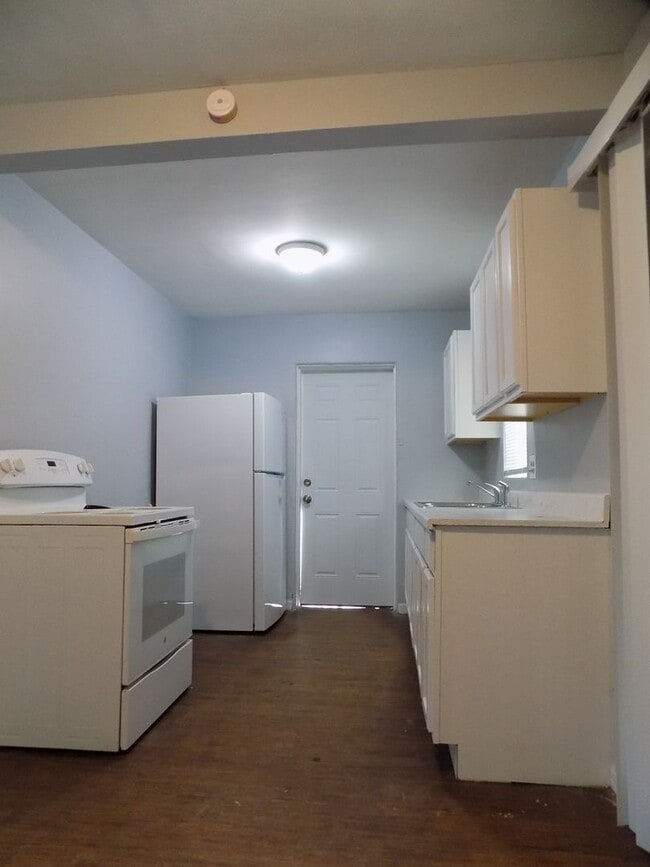 Building Photo - 4512 Lawne Ct